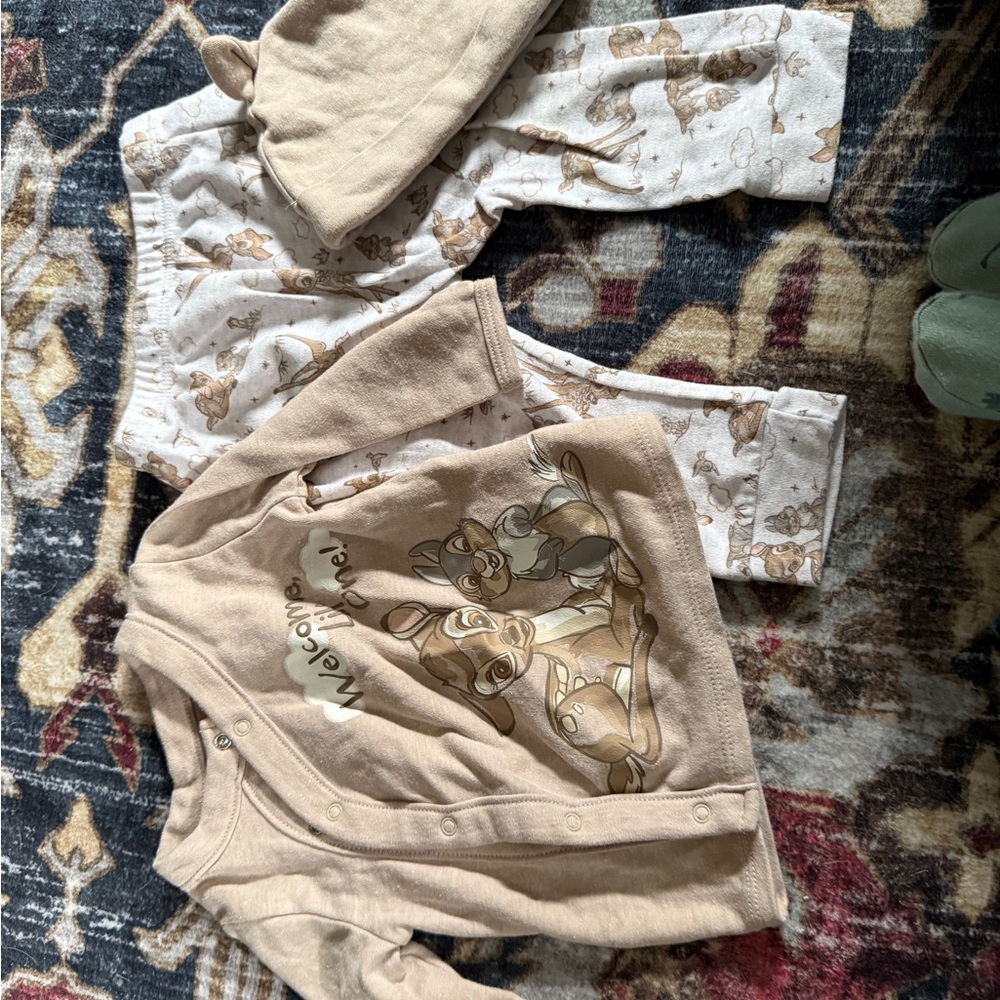 Adorable Baby Bambi Print Outfit with Hat 6-9 month